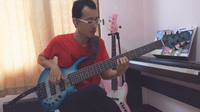 Sire M7 6 Strings 101 Parallel смотреть онлайн