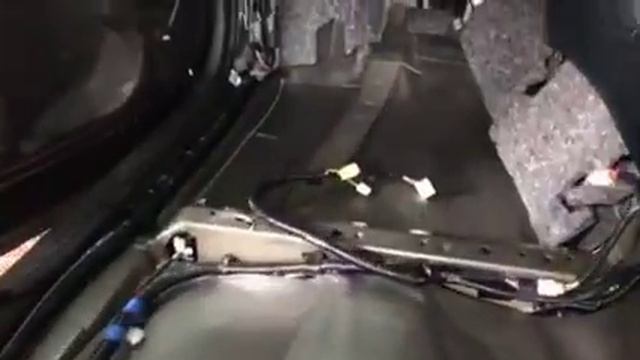 Полная шумоизоляция авто проводится на внутренней части кузовных панелей - иначе говоря, в салоне смотреть онлайн