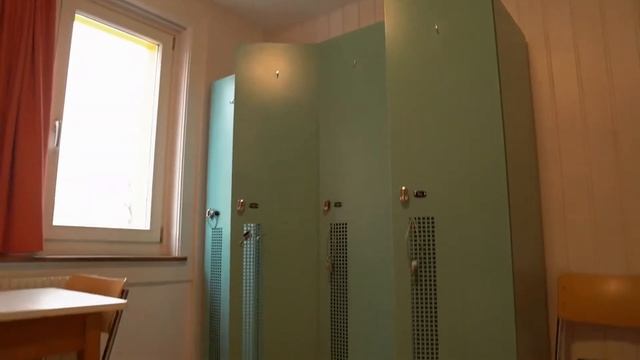 La Tuile, centre d’accueil de Nuit à Fribourg смотреть онлайн