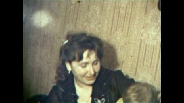 муха по полю пошла и нашла зашла смотреть онлайн