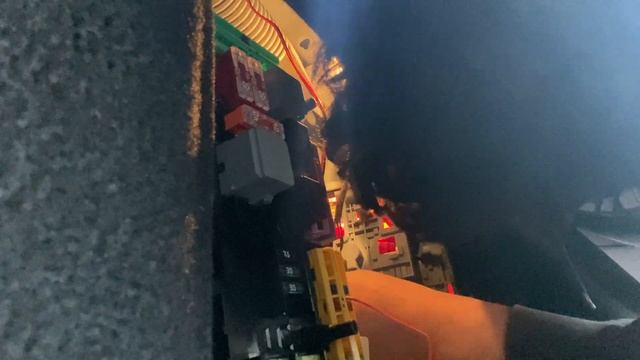 2009 W204 C300 facelift taillight install смотреть онлайн