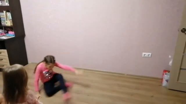 ДЕНЬ РОЖДЕНИЯ! ВЕРОЧКЕ 9 ЛЕТ! смотреть онлайн