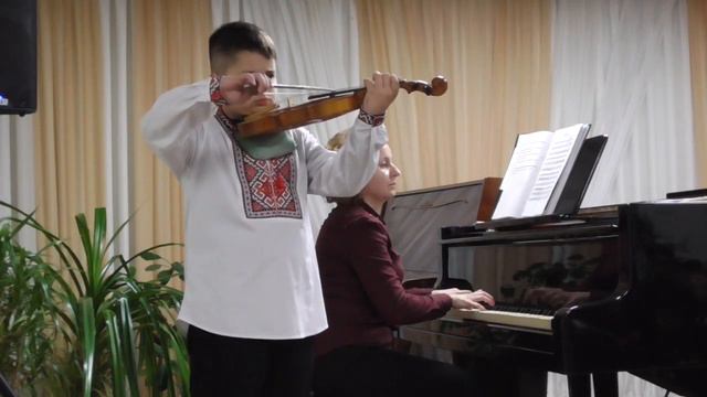 Ларioнов Ярослав (скрипка) укр. нар. пiсня 