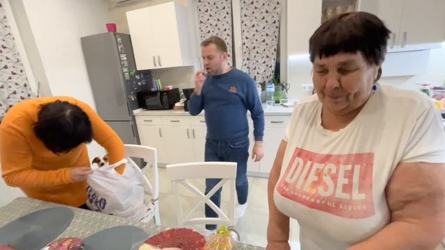 Много мяса! Обзор покупок ! Бабушке не понравилось! Триперррр смотреть онлайн