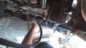 Поточное обслуживание трактора ЮМЗ-6: сапун, помпа, масляный насос