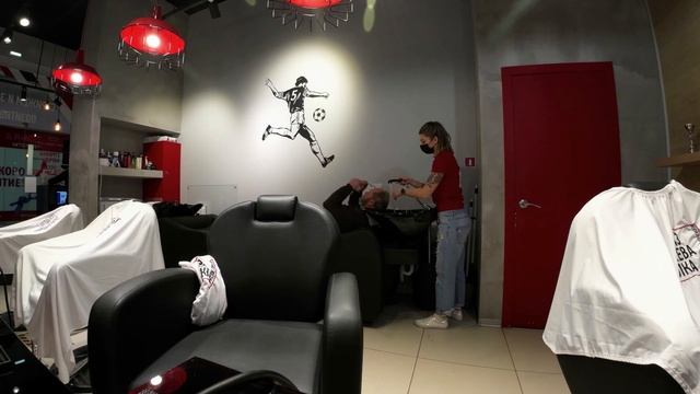 В раздевалке только девушки!!! смотреть онлайн