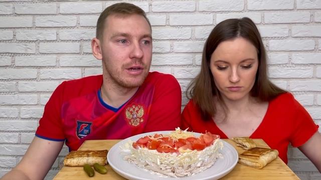 МУКБАНГ САЛАТ МАРИНАРА БЛИНЧИКИ С МЯСОМ MUKBANG MARINARA SALAD PANCAKES WITH MEAT ответы на вопросы смотреть онлайн