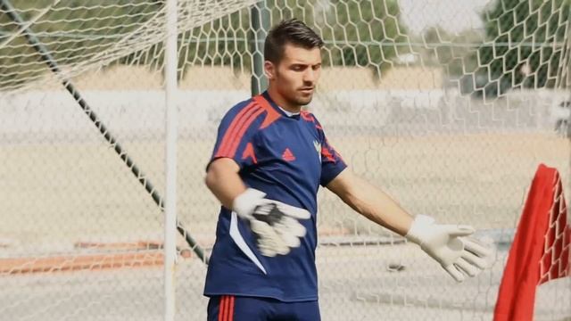 Мастер-классы героев спорта | Экспресс-разминка футбольного вратаря смотреть онлайн