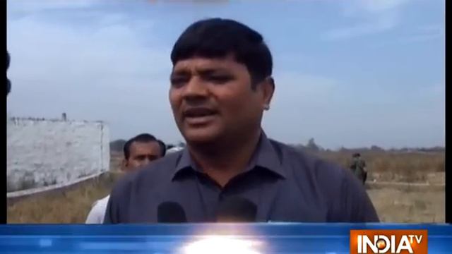 Plane crash lands in Allahabad; fighter plane crashes in Rajasthan's Barmer смотреть онлайн