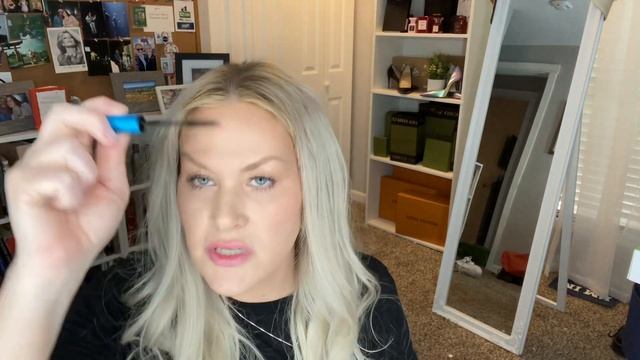 Dyson Airwrap and Selena Gomez Mascara Hack Review смотреть онлайн