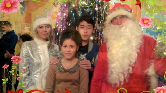 На день рождение дочери!Видеоролик в подарок. От папы и мамы смотреть онлайн