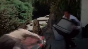 Ублюдок, мать твою, а ну иди сюда