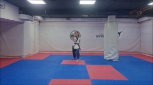 6 Пхумсэ. Тэгук Юк Джан.