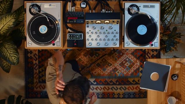 Brazilian Boogie, Disco & Funk with Poly-Ritmo & Zag смотреть онлайн