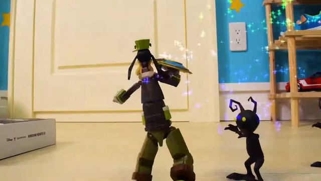 Kingdom Hearts 3 — ролик «Коробка с игрушками оживает!» смотреть онлайн
