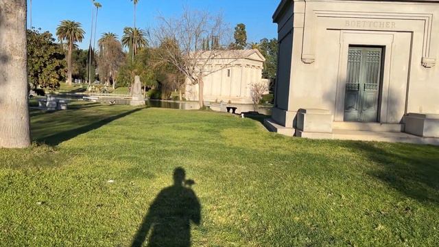 Hollywood Forever Cemetery POV Walking Tour 🎧 Binaural『4K』