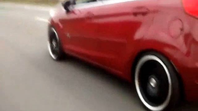 New Fiesta - Suspensão e Rodas Esportivas www.mcustoms.com.br смотреть онлайн