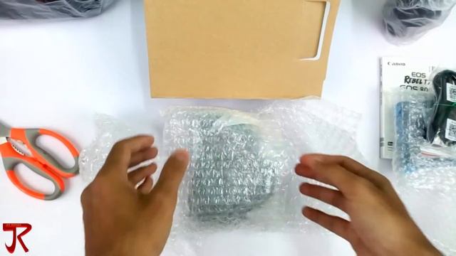 فتح علبه افضل كاميرا كبداية لقنوات اليوتيوب Canon EOS 800D unboxing смотреть онлайн