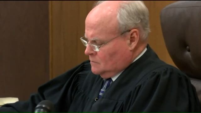 Man Sentenced to Death for Killing Couple, Dog at Ohio Car Dealership смотреть онлайн