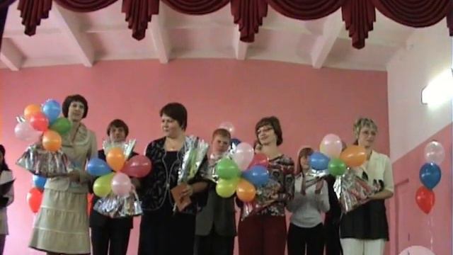 Первый звонок, 1 сентября 2006 г. прим. Звук не очень :( смотреть онлайн