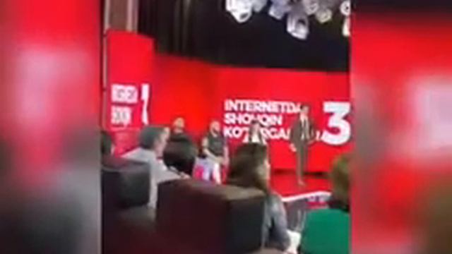 INTERNETTDA SHOVQIN KO'TARGANLAR 3 [OCHIQCHASIGA GAPLASHAMIZ] [ABU VINES:BEK VINES] смотреть онлайн
