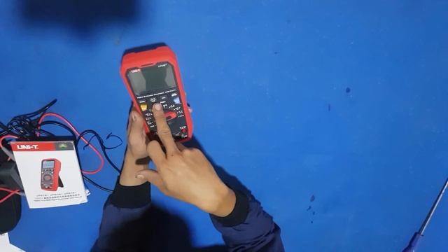 Trên tay UT61E+ Phiên bản đồng hồ vạn năng hoàn hảo 2020 смотреть онлайн