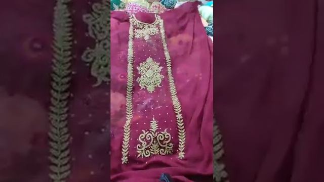 Buy dresses at wholesale prices. смотреть онлайн