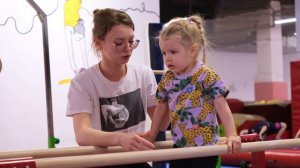 Как проходит групповая тренировка по гимнастике 3-5 лет