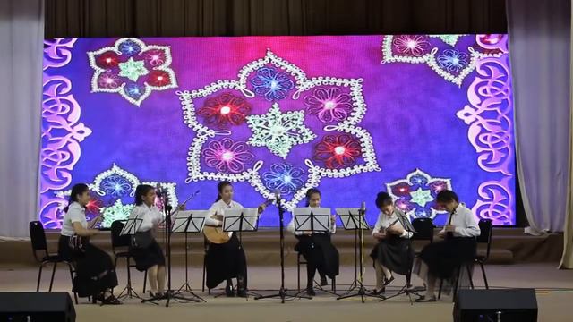 V.Motsart - Turkcha rondo. Buxoro ISM dutorchilar ansambli (3-o'rin). смотреть онлайн