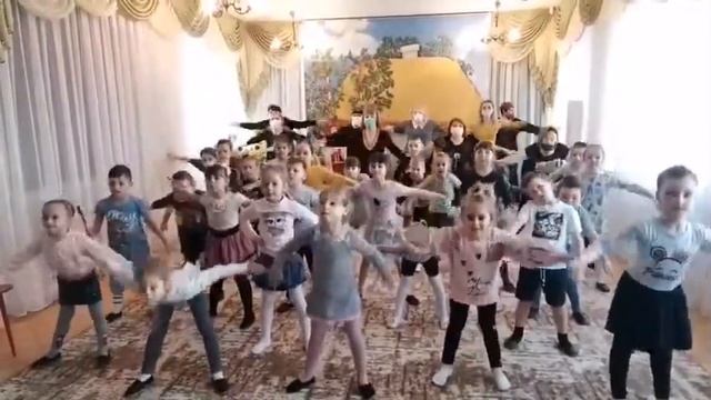 Эстафета здоровья коллектив и воспитанники МБДОУ детский сад №26 города Ейска смотреть онлайн