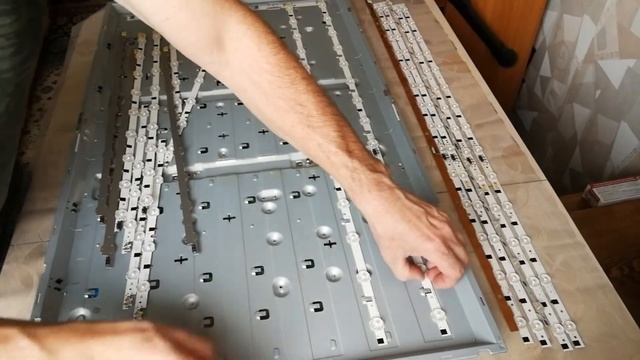 Samsung UE42F5300AK нет изображения, нет подсветки, тёмный экран, звук есть. смотреть онлайн