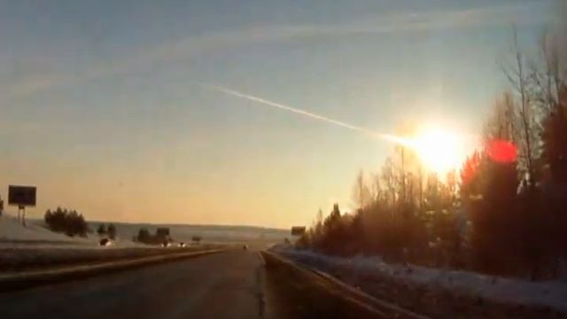 Метеорит 15 02 2013г трасса Екатеринбург Челябинск 20км смотреть онлайн