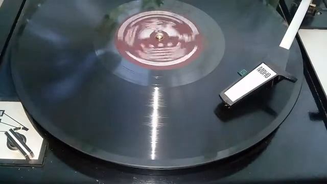 Тайна Джаз-орк. под упр. ЛЕОНИДА УТЕСОВА (танго) 1939 г 78 об/мин смотреть онлайн