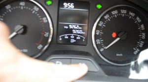 Сброс напоминания об инспекционном сервисе на Skoda Rapid с панелью без MaxiDot