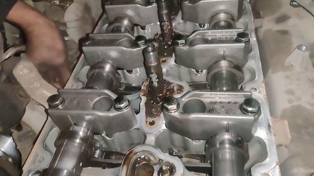 SsangYong Rexton Engine Head Fuel Injector Remove смотреть онлайн