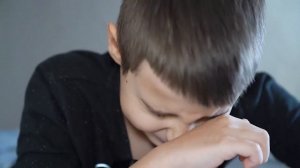 КАК СЛОЖИЛАСЬ ЖИЗНЬ БЕДНОГО ШКОЛЬНИКА Богатый Школьник Против Бедного