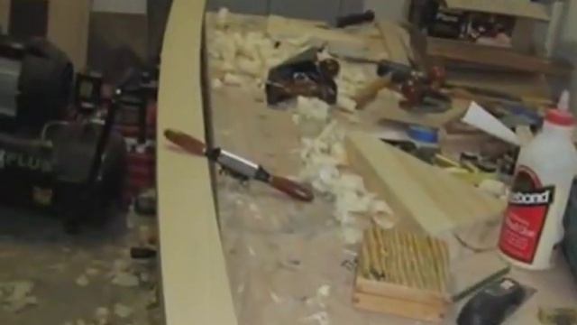 Изготовление и установка лестницы сосна на косоуре