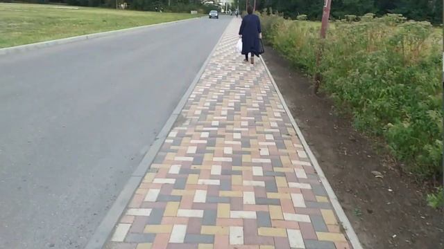 ПОНЕМНОГУ ОБО ВСЕМ.... смотреть онлайн