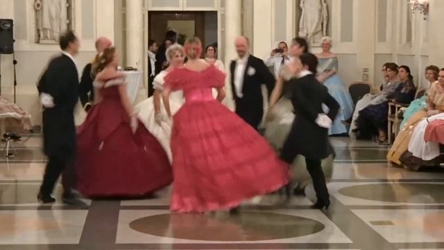 Russian Mazurka Quadrille смотреть онлайн