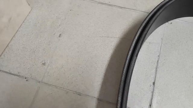 Плоский приводной резинотканевый ремень с неразрывным кордом.