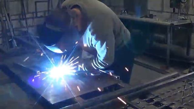 Кованая Вешалка своими руками ///ХОЛОДНАЯ КОВКА смотреть онлайн