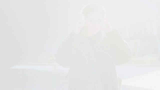 Edifier - W820NB Blue смотреть онлайн