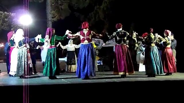 Греческие народные танцы на празднике абрикосов 2015 смотреть онлайн