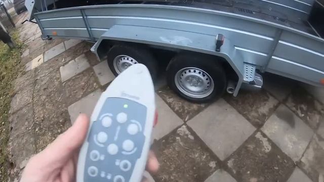 Прицеп ЛАВ с мувером и доработками для перевозки снегоходов и квадроциклов смотреть онлайн