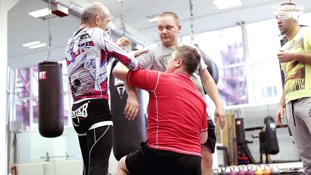 FIGHTPRO: Тренировка ММА (часть 2) смотреть онлайн