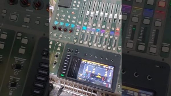 servis mixer behringer X32 panel led master error