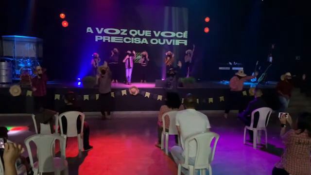 COREOGRAFIA PISEIRO SANTO - Cicero Oliveira & Sandro Nazireu смотреть онлайн