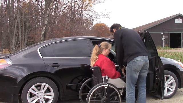 Multi-Lift Disability Handicap LIft in Nissan Altima/Infiniti G Series смотреть онлайн