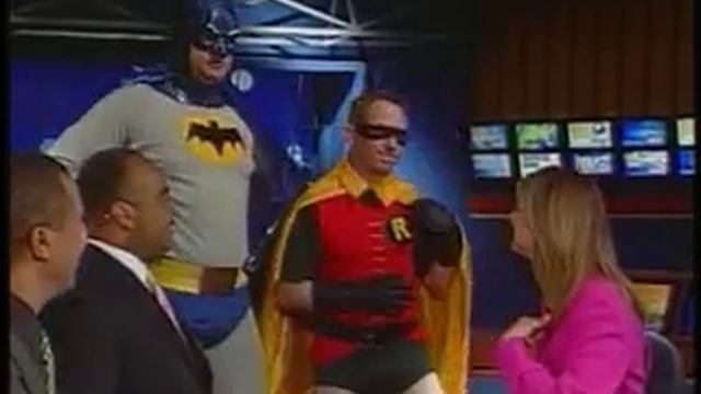 Morningwood TV Batman and Robin Make News смотреть онлайн
