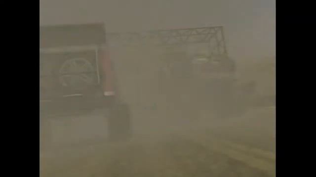 Intro: 4 Wheel Thunder, v1.002, NTSC, d59197f84353d смотреть онлайн